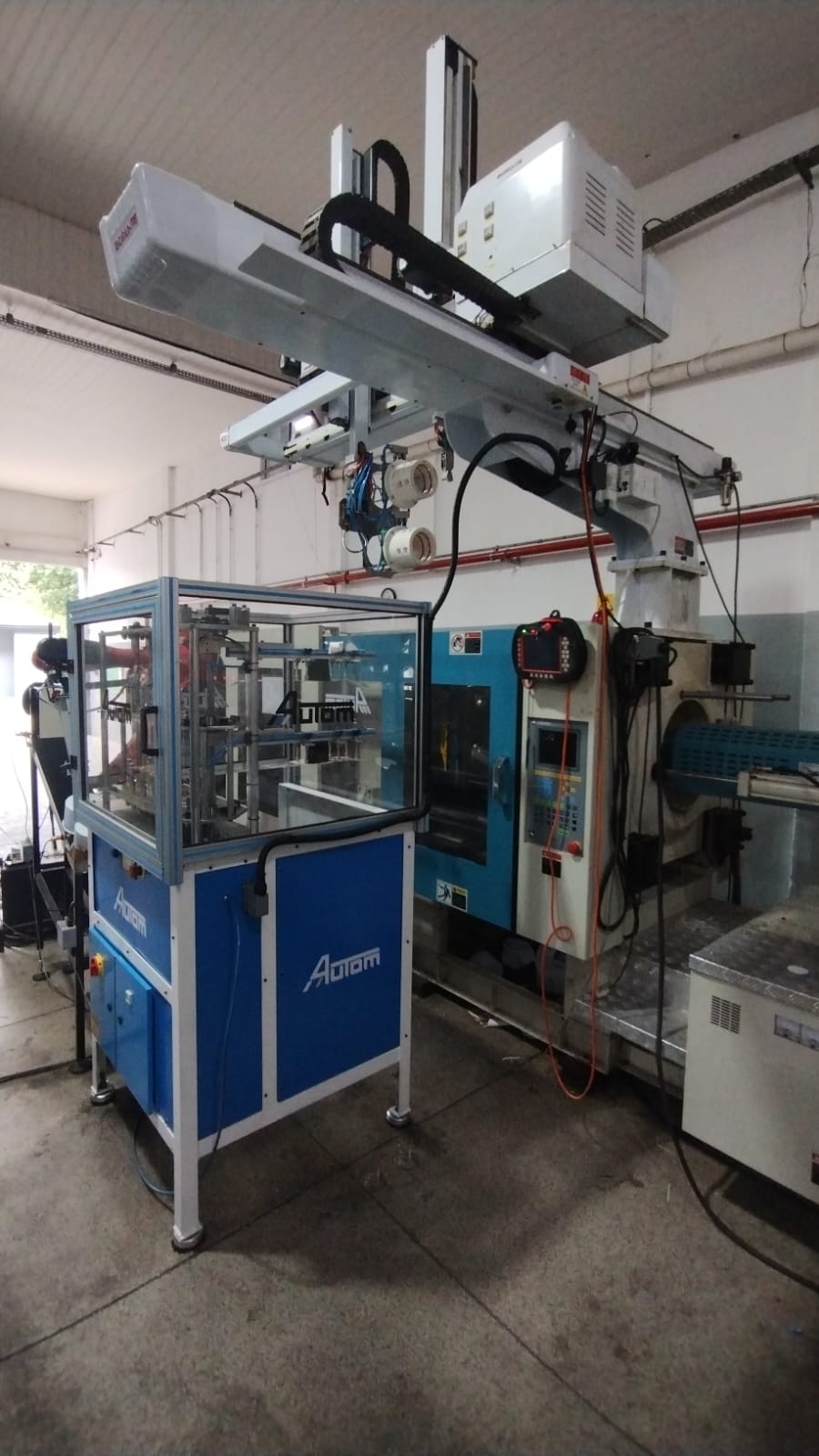 Célula de automação 4Autom com estrutura azul